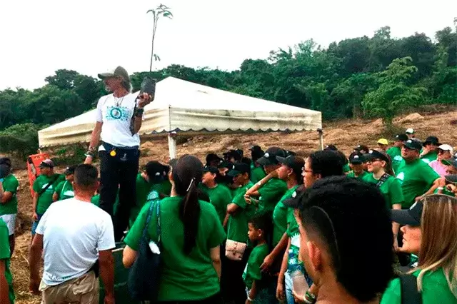 Red de Árboles y Porvenir sembraron con niños de FUNDEVIDA